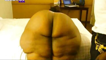 גמרת על רגליה צאט פורנו בשידור חי המושלמות