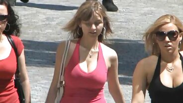 אפרוח משרדי מפותל סקס חינם אמהות בעצבנות, קאריסה נותנת בשורות האיסוף העליזות