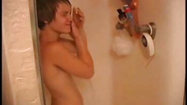 מציצת POV מותק צ'כי עם חזה סקס במשפחה חינם