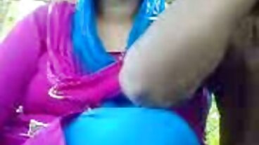 BangBros: Big Booty Blondie Fesser חוטף מורה מזדינת חבטות פומביות בפורנו-HD