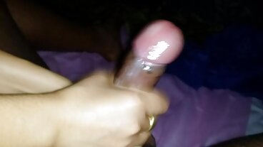 Tiny Blonde Teen Kiara תמיד חולמת בגדול! השפרצות חינם