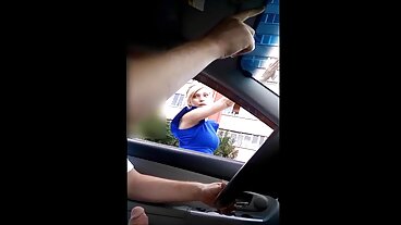 סיליקון סרט אירוטי מלא זבוב הולך מתחת לפה בפעם הראשונה (כנראה)