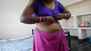 התחת המושלם לסביות תינוקות ללקק כוסות סרטיsex ו-tribbing