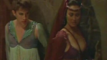 Brazzers: ג'ימי מזיין את אמו החורגת קווין ווטרס לאחר שמצא את סקס חינם מלא צעצוע המין שלה בפורנו HD