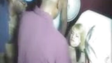 שתי בלונדיניות מלקקות, מוצצות ומזיינות זו סקס תמונות חינם את זו