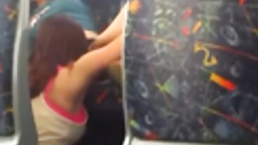 בוגדנית חמודה רוכבת על BBC כדי סקס חינם לאייפון להגביר את הקריירה של ה-BF שלה