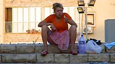 ספרן לא יכול לשמוע את בחורה עם זין Knob Slobin